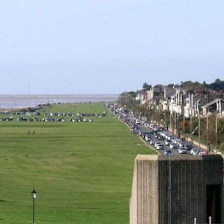 2 Bed Sleeps 6 Beach Retreat St Annes On Sea Villa Lytham St Annes Exterior photo