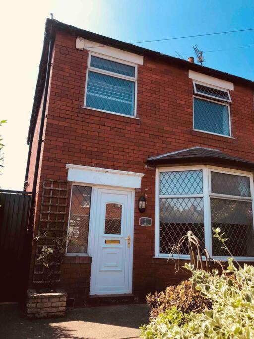 2 Bed Sleeps 6 Beach Retreat St Annes On Sea Villa Lytham St Annes Exterior photo