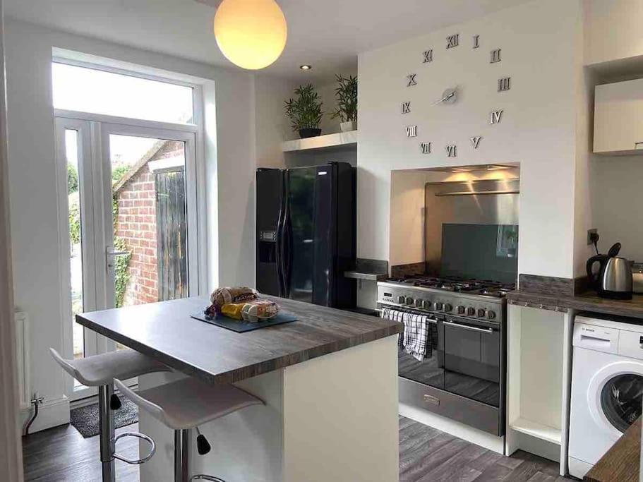 2 Bed Sleeps 6 Beach Retreat St Annes On Sea Villa Lytham St Annes Exterior photo